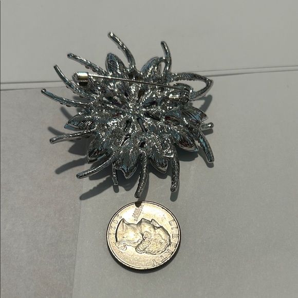 Multicolor Crystal Flower Brooch - Picture 3 of 3